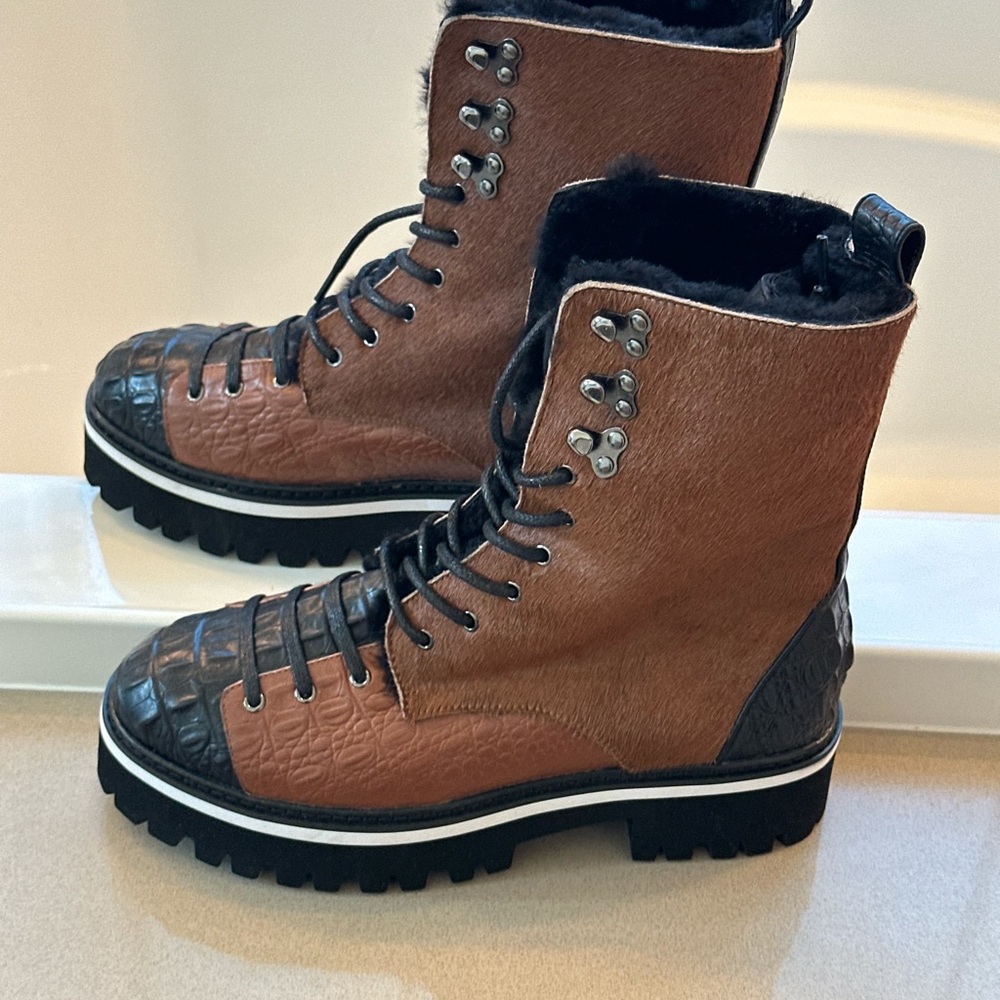 Jennifer Le Boots